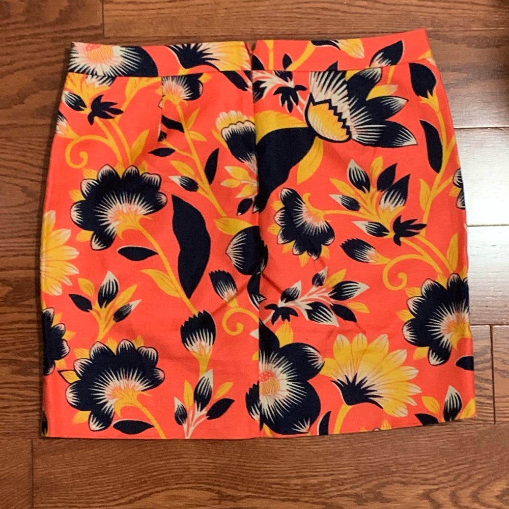 J.Crew Floral Skirt - Picture 2 of 3